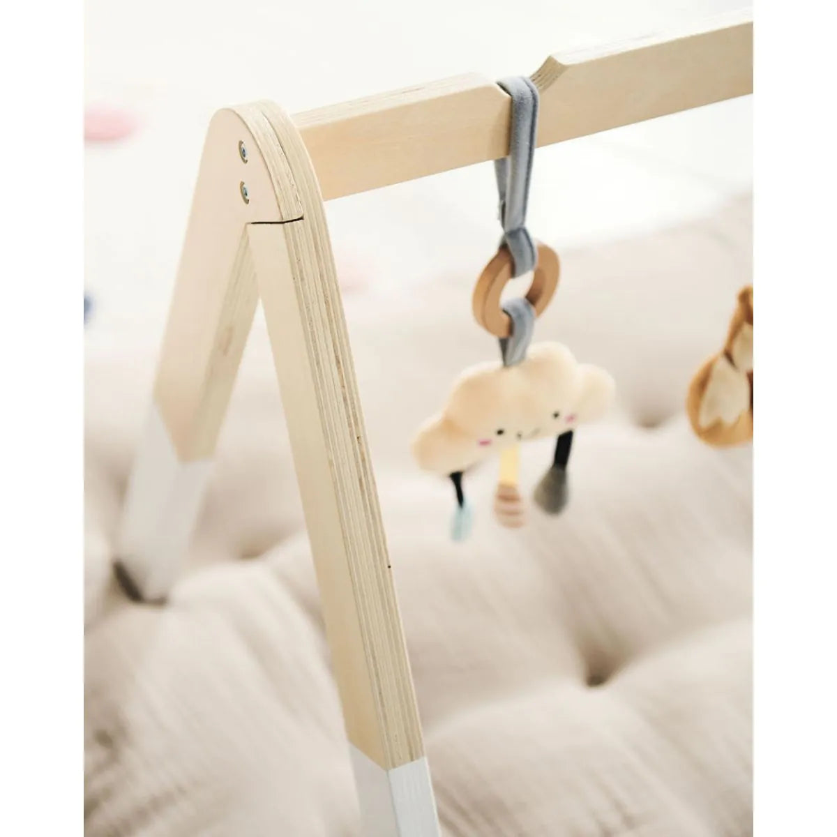 Portique pour Bébé en Bois avec 3 Accessoires Inclus